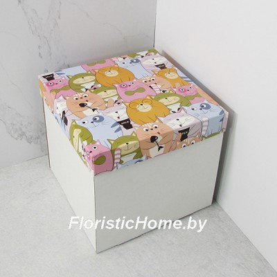 КОРОБКА   15 см х 15 см х 14 см, "Коты с рыбкой" c белым дном